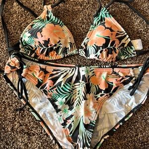 Tropical bikini